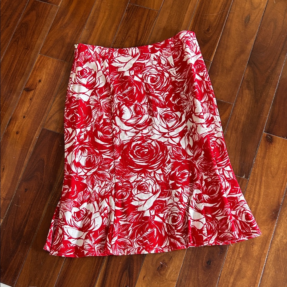 United Colors Of Benetton Red and White Floral A-Line Skirt